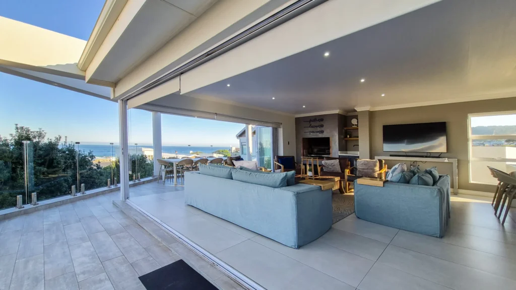 Knusrus Coastal Residence — interior view 005
