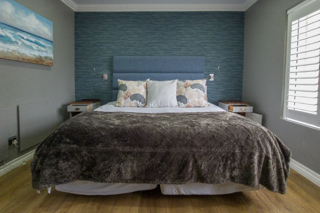 Bedroom interior at the Knusrus coastal residence